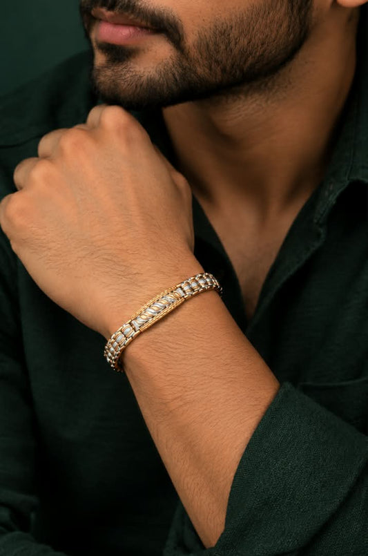 Menās Premium Dual-Tone Textured Link Bracelet ā Stylish German Silver & Rose Gold-Tone Designer Bracelet